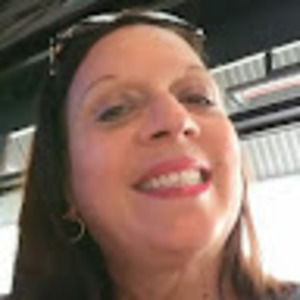 Meet your Posher, Jacqueline